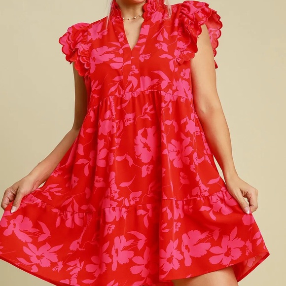 Umgee Full Size Two Tone Floral Print Ruffle Cap Sleeve Mini Dress Plus Size - Picture 2 of 7